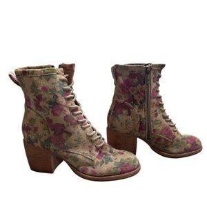 Patricia Nash Lace Up Boots